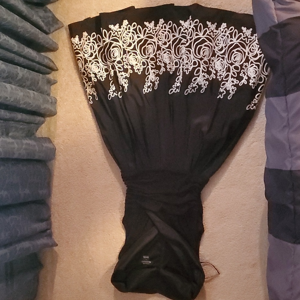 La Nouvelle Renaissance dress size 4